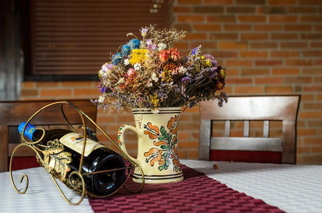 Pretty Mansion Hotel Homorog ภายนอก รูปภาพ